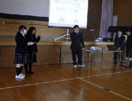 操作説明の様子