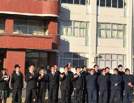 ドローンを使い記念撮影